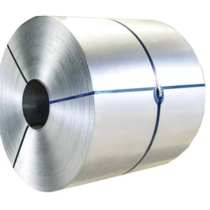 Nombre del producto: Rollo de lámina Pintro cal 24 a 3 pies Categoría: Rollo Atributos del producto: - Material: Acero - Color: Plateado - Tamaño: Calibre 24, ancho de 3 pies - Forma: Cilíndrica - Diseño: Rollo compacto, estriado con bandas Uso y funcionalidad: - Utilizado en aplicaciones de construcción y fabricación, ideal para techado, cierres y estructuras metálicas. Texto visible: - No se identificaron textos en la imagen. Diferenciadores o elementos técnicos: - El calibre indica el grosor del metal, lo que puede afectar su durabilidad y resistencia. - Protección contra corrosión puede ser un posible atributo, aunque no visible. Marca: - Pintro (inferido del nombre del producto)