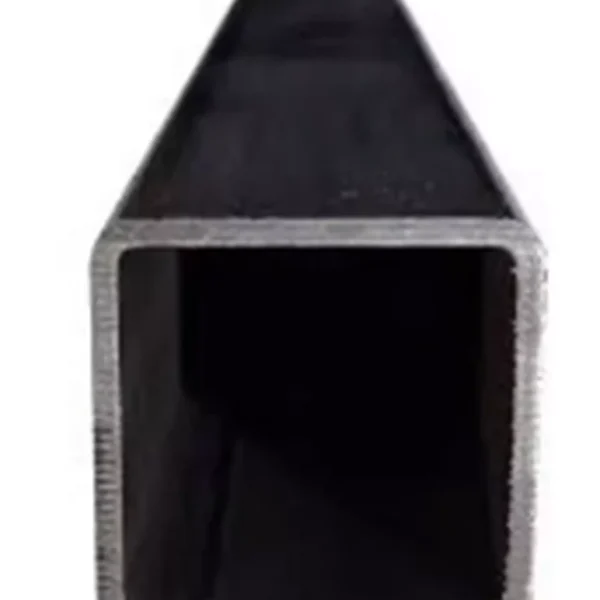 Nombre del producto: TUBULAR R-300 C.18 Categoría: Perfil Tubular Rectangular Atributos del producto: - Material: Acero (presumido por el acabado metálico visible) - Color: Negro - Tamaño: R-300 C.18 - Forma: Rectangular - Diseño: Liso con bordes definidos Funcionalidad: - Utilizado en estructuras metálicas y construcción, proporcionando soporte y estabilidad. Elementos técnicos: - Conexiones: Puede ser utilizado con otros perfiles y elementos de construcción. - Detalles: Acabado en color negro, sugiriendo protección contra corrosión. Texto visible: No se observan etiquetas o marcas específicas en la imagen. Diferenciadores: - Alta resistencia estructural (presumido por el material y diseño). - Versatilidad en aplicaciones de construcción y fabricación. Marca: No se identifica.