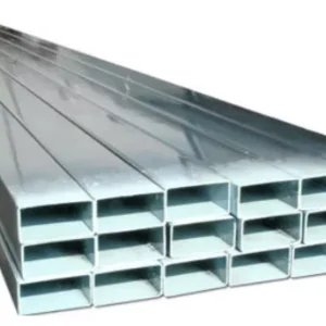 Nombre del producto: PER 1 1/2" X 1 1/2" BLANCO Categoría: Vigas Descripción del producto: - Material: Acero galvanizado (presuponiendo por el acabado brillante) - Color: Blanco - Tamaño: 1 1/2" x 1 1/2" - Forma: Sección cuadrada - Diseño: Vigas con estructura rectangular - Componentes: Vigas apiladas, probablemente para uso en construcción Uso y funcionalidad: - Utilizado en la construcción para soportar cargas. - Posible aplicación en estructuras metálicas, marcos o soporte de techos. Elementos diferenciadores: - Acabado galvanizado que proporciona resistencia a la corrosión. - Sección cuadrada que permite una fácil unión con otros componentes metálicos. Texto visible: Sin información adicional visible en la imagen. Marca: No se identifica ninguna marca en la imagen, sólo se utiliza el término genérico para la categoría del producto.