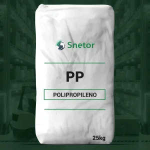 Nombre del producto: PP - Polipropileno Categoría: Polipropileno Marca: Snetor Peso: 25 kg Atributos del producto: - Material: Polipropileno - Color: Blanco - Tamaño del envase: 25 kg Detalles funcionales: - Uso: Material plástico para diversas aplicaciones industriales y comerciales. Características técnicas: - Etiqueta visible con el texto "PP" y "POLIPROPILENO". - Peso claramente indicado en el saco. Diferenciadores: - Marca reconocida (Snetor).