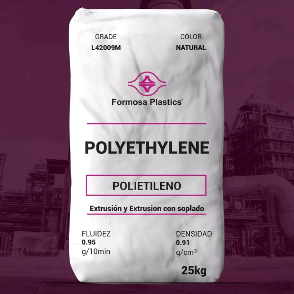 Nombre del producto: PE - LLDPE - MFI0.95 - FORMOSA - FORMOLENE L42009M Categoría: Polietileno Marca: Formosa Plastics Características físicas: - Color: Natural - Tamaño: 25 kg - Densidad: 0.91 g/cm³ - Fluidez: 0.95 g/10 min Aplicaciones sugeridas: - Resina para mezclas - Forros industriales - Empaque industrial - Bolsas para prendas - Co-extrusión Propiedades técnicas relevantes: - Tecnología: Gas-phase - Uso: Grado film de uso general, adecuado para contacto con alimentos (según FDA 21 CFR 177.1520) - Excelentes propiedades de resistencia y dureza Diferenciadores: - Diseñado para aplicaciones de extrusión de película - Capacidad de ser mezclado con aditivos específicos Texto visible en el empaque: - "POLYETHYLENE" - "POLIETILENO" - "Extrusión y Extrusión con soplado"