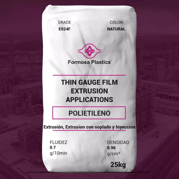 Nombre del producto: Película de Calibre Delgado Marca: Formosa Plastics Grado: E924F Color: Natural Categoría: Polietileno Fluidez: 0.7 g/10 min Densidad: 0.96 g/cm³ Procesos: Extrusión, Extrusión con soplado, Inyección Capacidad: 25 kg Aplicaciones sugeridas: - Envasado de alimentos líquidos (leche, concentrado de bebidas, agua destilada, jugo de fruta, etc.) Certificaciones: FDA (cumple con los requisitos de la U.S. Food and Drug Administration) Propiedades Físicas Nominales: - Resistencia al agrietamiento por tensión ambiental (ESCR): 15-20 horas - Resistencia a la tracción y elongación: - Resistencia al rendimiento: 4400 psi (30 MPa) - Elongación última: >300% - Módulo de flexión: 240,000 psi (1654 MPa) - Temperatura de fragilidad: <-180°F (<-118°C) Las propiedades físicas reportadas son típicas del producto pero no deben usarse para fines de especificación.