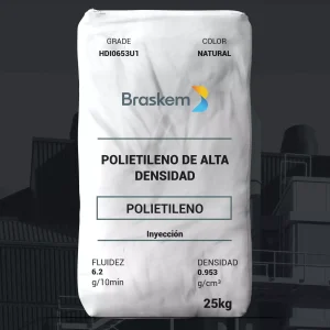 Nombre del producto: PE - HDPE - MFI6.2 - BRASKEM - HDI0653U1 Categoría: Polietileno **Información del producto:** - Marca: Braskem - Color: Natural - Peso: 25 kg **Propiedades Técnicas:** - Fluidez: 6.2 g/10 min - Densidad: 0.953 g/cm³ **Uso:** - Aplicaciones: Contenedores, cubetas - Procesos: Moldeo por inyección **Descripción:** La resina HDI0653U1 es un polietileno de alta densidad, diseñado para moldeo por inyección, con excelente acabado superficial y buena resistencia al impacto. **Notas Finales:** - Consultar la hoja de datos de seguridad antes de su uso. - No se recomienda para la fabricación de envases para contacto con soluciones parenterales. - Para información sobre BPA y contacto con alimentos, consultar la hoja de información regulatoria disponible en la web de Braskem.