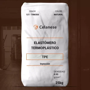 Nombre del producto: TPE - CELANESE - SANTOPRENE 121 -70M350 Categoría: Elastómero Termoplástico Información del producto: - Marca: Celanese - Color: Natural - Forma: Pellet - Tamaño: 25 kg Características destacadas: - Densidad: 0.93 g/cm³ - Método de procesamiento: Inyección - Resistencia a UV: Sí - Aplicaciones: Usos en la industria automotriz - Cumple con especificaciones de: DAIMLER DBL 5562, VOLKSWAGEN 50123, 50180, TL 52622 Uso y funcionalidad: - Diseñado para aplicaciones de relleno de huecos que requieren resistencia a rasguños y buena apariencia. - Especialmente eficaz para geometrías de piezas complejas y en aplicaciones de sellado. - Permite inyecciones a temperaturas y presiones más bajas. Elementos técnicos: - Alta fluidez - Resistencia a la intemperie - Estabilidad UV Para un respaldo adicional, se sugiere validar la información con el fabricante.