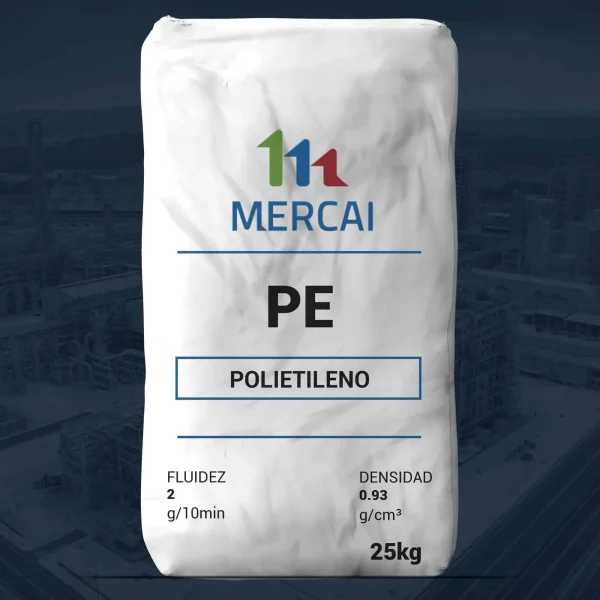 Nombre del producto: PE - HDPE - Rotomoldeo - MFI2 Categoría: Polietileno Marca: MERCAI Material: Polietileno (PE) Color: Blanco (bolsa) Tamaño: 25 kg Fluidez: 2 g/10min Densidad: 0.93 g/cm³ Funcionalidad: Material para procesos de rotomoldeo. No se identifican conectores ni botones. La bolsa presenta solo texto informativo.