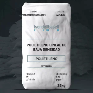 Nombre del producto: Petrothene GA564189 Categoría: Polietileno Marca: LyondellBasell Color: Natural Descripción del producto: Polietileno lineal de baja densidad, diseñado para inyección. Capacidad: 25 kg Fluidez: 20 g/10 min Densidad: 0.92 g/cm³ Aplicaciones: Utilizado en productos para actividades domésticas, herramientas de exterior, deportes, ocio, juguetes y contenedores de basura. Estado: Comercial activo Disponibilidad: Norteamérica Propiedades típicas: - **Melt Flow Rate** (190 °C/2.16 kg): 20 g/10 min - **Densidad** (23 °C): 0.924 g/cm³ - **Modulus de Flexión** (1% Secante): 63000 psi / 440 MPa - **Tensile Strength at Break** (23 °C): 1200 psi / 8 MPa - **Tensile Strength at Yield** (23 °C): 2100 psi / 14 MPa - **Elongación Tensil al Yield** (23 °C): 12% - **Hardness** (Shore D): 57 - **Vicat Softening Temperature**: 196 °F / 91 °C - **Temperatura de Deflexión Bajo Carga**: 113 °F / 45 °C Métodos de procesamiento: - Compounding - Inyección - Cableado y alambre Notas: Propiedades típicas no son límites de especificación.