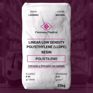 Nombre del producto: PE - LLDPE - MFI0.95 - FORMOSA - FORMOLENE L42009E2 Categoría: Polietileno Marca: Formosa Plastics Tipo de material: Polietileno de Baja Densidad Lineal (LLDPE) Clase de producto: Resina para aplicaciones de extrusión de película Color: Natural Formato: Bolsa de 25 kg Propiedades físicas nominales: - Densidad: 0.91 g/cm³ - Fluidez (Índice de fusión): 0.95 g/10 min Detalles adicionales: - Características: Resina de uso general para extracción de películas, con excelente resistencia y tenacidad. - Aplicaciones sugeridas: Mezcla de resinas, revestimientos industriales, empaque industrial, bolsas para prendas, coextrusión. - Cumple con requisitos de la FDA para contacto con alimentos directo. Nota: Las propiedades de la película se basan en una película soplada de 25 micrones. Las propiedades reales pueden variar según condiciones operativas y paquetes de aditivos.