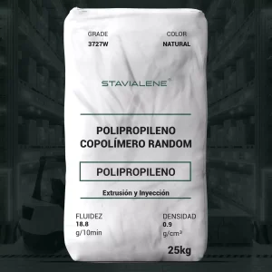 Nombre del producto: PP - RANDOM - MFI18.8 - STAVIALENE - 3727W Categoría: Polipropileno Marca: STAVIALENE Color: Natural Tamaño: 25 kg **Características del producto:** - Material: Polipropileno (Copolímero Random) - Fluidez: 18.8 g/10 min - Densidad: 0.9 g/cm³ **Descripción funcional:** - Aplicación: Extrusión e inyección. - Ideal para la producción de partes y productos delgados, tapones y cierres. - Ofrece un equilibrio óptimo entre propiedades mecánicas (tensiles, flexibilidad e impacto) y procesabilidad. - Mejora la resistencia al impacto y permite tiempos de ciclo rápidos, así como claridad en contactos en moldes de múltiples cavidades. **Información adicional:** Distribuido por: Stavian Chemical Joint Stock Company Dirección: 5ª Planta, Century Tower, 458 Minh Khai St., Hai Ba Trung Dist., Hanoi, Vietnam Teléfono: +84 24 730 68868 Fax: +84 24 3795 1071 Página web: http://www.stavianchem.com **Nota:** Datos desarrollados bajo condiciones de laboratorio, no se deben utilizar como especificaciones, máximos o mínimos.
