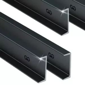 Nombre del producto: CANAL 4" x 4.5" A36/529 G50 12.2M Categoría: Canal Material: Acero (A36) Color: Negro Tamaño: 4" de ancho, 4.5" de alto, 12.2 metros de longitud Forma: Canal en sección "U" Detalles de diseño: Bordes rectos, acabado liso Componentes: No presenta conectores visibles, estructura simple Marca: No identificada Funcionalidad: Utilizado para soporte estructural y en aplicaciones de construcción Texto visible: Logotipo "G" en la parte del canal Diferenciadores: A36 es una especificación de acero de bajo carbono, G50 puede referirse a la clasificación del galvanizado o similar.