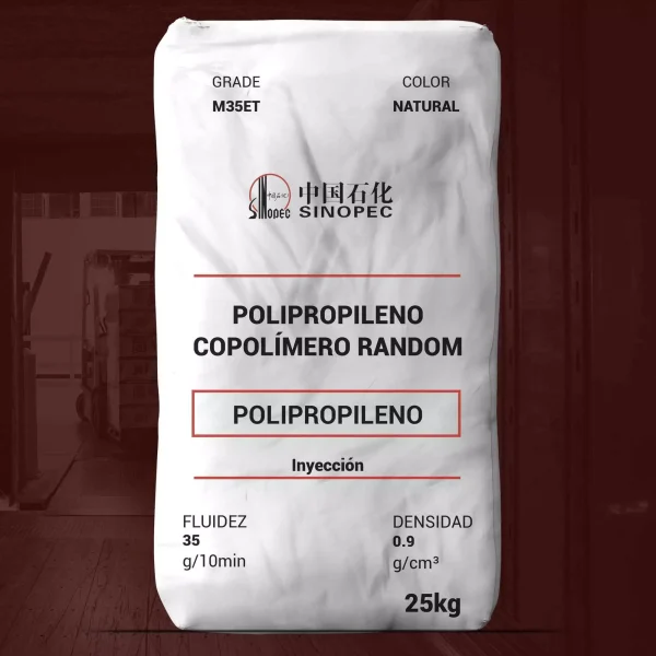 Nombre del producto: PP - HOPP - MFI35 - SINOPEC - M35ET Categoría: Polipropileno Atributos del producto: - Material: Polipropileno - Color: Natural - Tamaño del envase: 25 kg - Densidad: 0.9 g/cm³ - Fluidez: 35 g/10 min Detalles técnicos: - Tipo: Copolímero random - Aplicación: Inyección Marca: Sinopec Texto visible extraído: - "GRADE M35ET" - "POLIPROPILENO" - "COPOLÍMERO RANDOM" - "FLUIDEZ 35 g/10min" - "DENSIDAD 0.9 g/cm³" - "Inyección" Usos y funcionalidad: Utilizado en procesos de inyección para la producción de diversos artículos plásticos.