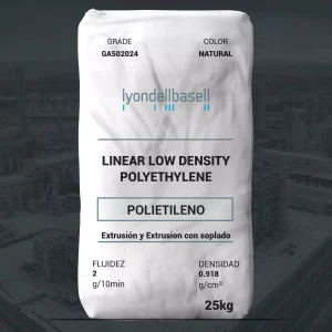 Nombre del producto: PE - LLDPE - MFI2 - LYONDELLBASELL - GA502024 Categoría: Polietileno Marca: LyondellBasell Descripción del producto: Polietileno de baja densidad lineal (LLDPE) en presentación de bolsa. Este material se utiliza para diversas aplicaciones de empaque flexible y rígido. Detalles Técnicos: - Grado: GA502024 - Color: Natural - Fluidez: 2 g/10 min - Densidad: 0.918 g/cm³ - Presentación: 25 kg Aplicaciones: - Bolsas y fundas - Forros de latas - Concentrados de color - Películas para empaque de alimentos - Películas para laminación - Películas de estiramiento Método de Procesamiento: - Extrusión de película - Compuestos - Extrusión de láminas y perfiles Propiedades destacadas: - Alta resistencia al impacto - Alta resistencia a la tensión - Excelente elongación Notas: - Este producto es adecuado para uso en aplicaciones que requieren resistencia y homogeneidad en aditivos. - Consultar la Hoja de Datos de Seguridad (SDS) antes de usar. Estado del producto: Comercial, activo en América del Norte.