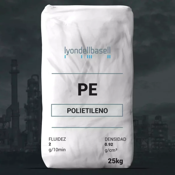 Nombre del producto: PE - POLIETILENO Marca: LyondellBasell Categoría: Polietileno Peso: 25 kg **Características Técnicas:** - Fluidez: 2 g/10 min - Densidad: 0.92 g/cm³ **Aplicación:** - Utilizado en la fabricación de películas de claridad para empaques flexibles. ** Método de Procesamiento:** - Métodos recomendados: Blown Film, Cast Film. **Descripción del Producto:** - Resina homopolimérica que combina claridad, resistencia y rigidez. Ideal para empaques de productos como pan, prendas textiles, y películas delgadas. **Estado:** - Comercial: Activo - Disponibilidad: América del Norte **Notas Adicionales:** - Información de cumplimiento regulatorio disponible en el boletín de gestión de productos y la hoja de datos de seguridad. - No apto para aplicaciones en dispositivos médicos sin aprobación previa. Este producto tiene propiedades que lo hacen seleccionado por clientes que buscan calidad en empaques flexibles.