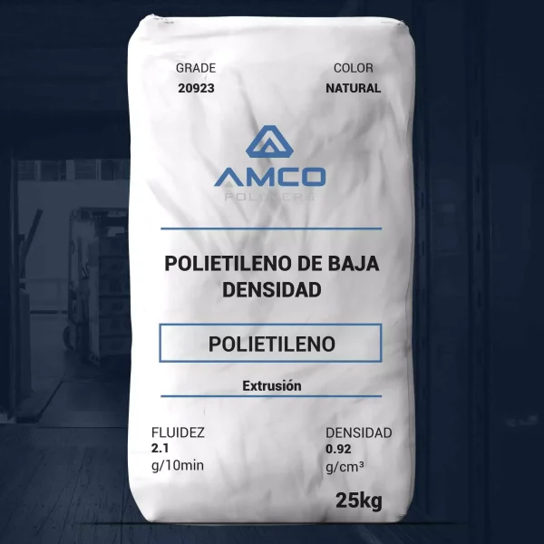 Nombre del producto: PE - LDPE - MFI2.1 - AMCO - PRIMATOP 020923 Categoría: Polietileno Marca: Amco Polymers Estado del material: Comercial - Activo Disponibilidad: América del Norte Usos: Film, Espuma, Perfiles Método de procesamiento: Extrusión de Film, Extrusión de Perfiles Calificaciones de la agencia: FDA 21 CFR 177.1520(c) 3.2a Propiedades físicas: - Densidad: 0.920 g/cm³ (ASTM D1505) - Fluidez (Melt Mass-Flow Rate): 2.1 g/10 min a 190°C y 2.16 kg (ASTM D1238) Propiedades de películas: - Resistencia al desgarro Elmendorf - MD (32 µm): 180 g (ASTM D1922) - Resistencia al desgarro Elmendorf - TD (32 µm): 120 g (ASTM D1922) Propiedades ópticas: - Brillo (60°): 85 (ASTM D2457) - Haze: 9.00% (ASTM D1003) Detalles visuales del envase: - Color: Natural - Capacidad: 25 kg - Texto visible: "POLIETILENO DE BAJA DENSIDAD", "FLUIDEZ", "DENSIDAD", "Extrusión" Notas: Estas propiedades son típicas y no deben considerarse especificaciones. Advertencia: La información técnica se proporciona sin garantía de fiabilidad.