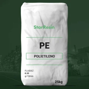 Nombre del producto: PE - LDPE - MFI0.33 - MGI - L03920.B Categoría: Polietileno Marca: StarResin Material: Polietileno (PE) Color: Blanco Tamaño: 25 kg Propiedades: - Fluidez: 0.33 g/10min Identificadores visibles: - Texto en la bolsa: "PE", "POLIETILENO", "FLUIDEZ 0.33 g/10min", "25kg" Funcionalidad: Utilizado en aplicaciones que requieren polietileno, ofreciendo características técnicas adecuadas para procesos de fabricación. Diferenciadores: Propiedad de fluidez especificada, indicando la manera en que el material puede ser manipulado o procesado.
