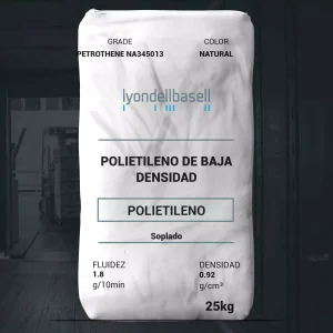 Nombre del producto: PE - LDPE - MFI1.8 - LYONDELLBASELL - PETROTHENE NA345013 Categoría: Polietileno Marca: LyondellBasell Color: Natural Tamaño del envase: 25 kg Propiedades técnicas: - Fluidez: 1.8 g/10 min - Densidad: 0.921 g/cm³ Aplicación: - Película de claridad - Empaque flexible Método de procesamiento: - Película soplada; Película fundida Descripción del producto: Petrothene NA345 es una serie de resinas homopolímeras que combinan claridad premium con resistencia y rigidez. Seleccionada para empaques textiles, bolsas de pan y otras películas delgadas, mejoradas por claridad y brillo. Estado: Activo Disponibilidad: América del Norte Notas: - Datos de película obtenidos de muestras producidas en línea de película soplada de 3 1/2" (89 mm). - Las propiedades son típicas y no deben interpretarse como límites de especificación. Información adicional: Más información sobre LyondellBasell está disponible en su sitio web.
