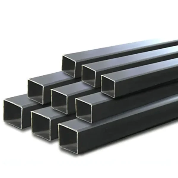 Nombre del producto: HSS DE 6 X 6 EN 1/4 A 12.20MTS Categoría: Vigas Atributos extraídos: - Material: Acero (HSS - Hollow Structural Sections) - Color: Negro - Tamaño: 6 x 6 pulgadas - Longitud: 12.20 metros - Forma: Cuadrada (sección transversal) - Diseño: Tubo hueco con bordes rectos Uso y funcionalidad: - Utilizado en construcción y estructuras metálicas como soporte. - Proporciona alta resistencia y durabilidad. Diferenciadores o elementos técnicos: - Sección cuadrada, ideal para aplicaciones estructurales. - Posibilidad de conexión con otros elementos estructurales. No se identifica ninguna marca visualmente en la imagen.