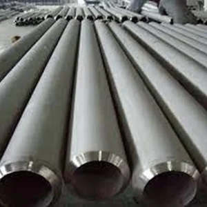 Nombre del producto: TUBERÍA 12 METROS LÍNEALES SIN COSTURA 12" DE DIAMETRO CÉDULA 40 Categoría: Tubo Atributos del producto: - Material: Acero (probablemente acero inoxidable o al carbono, basado en el acabado visible) - Color: Plateado o gris metálico - Tamaño: 12 metros de longitud, 12 pulgadas de diámetro - Tipo: Tubería sin costura - Clase: Cédula 40 Detalles técnicos: - Diseño: Tubo cilíndrico liso, sin costuras visibles - Funcionalidad: Utilizado para transporte de fluidos, estructuras o aplicaciones industriales - Características adicionales: Resistencia a la presión, durabilidad No se observan marcas visibles, etiquetas o instrucciones en la imagen proporcionada.